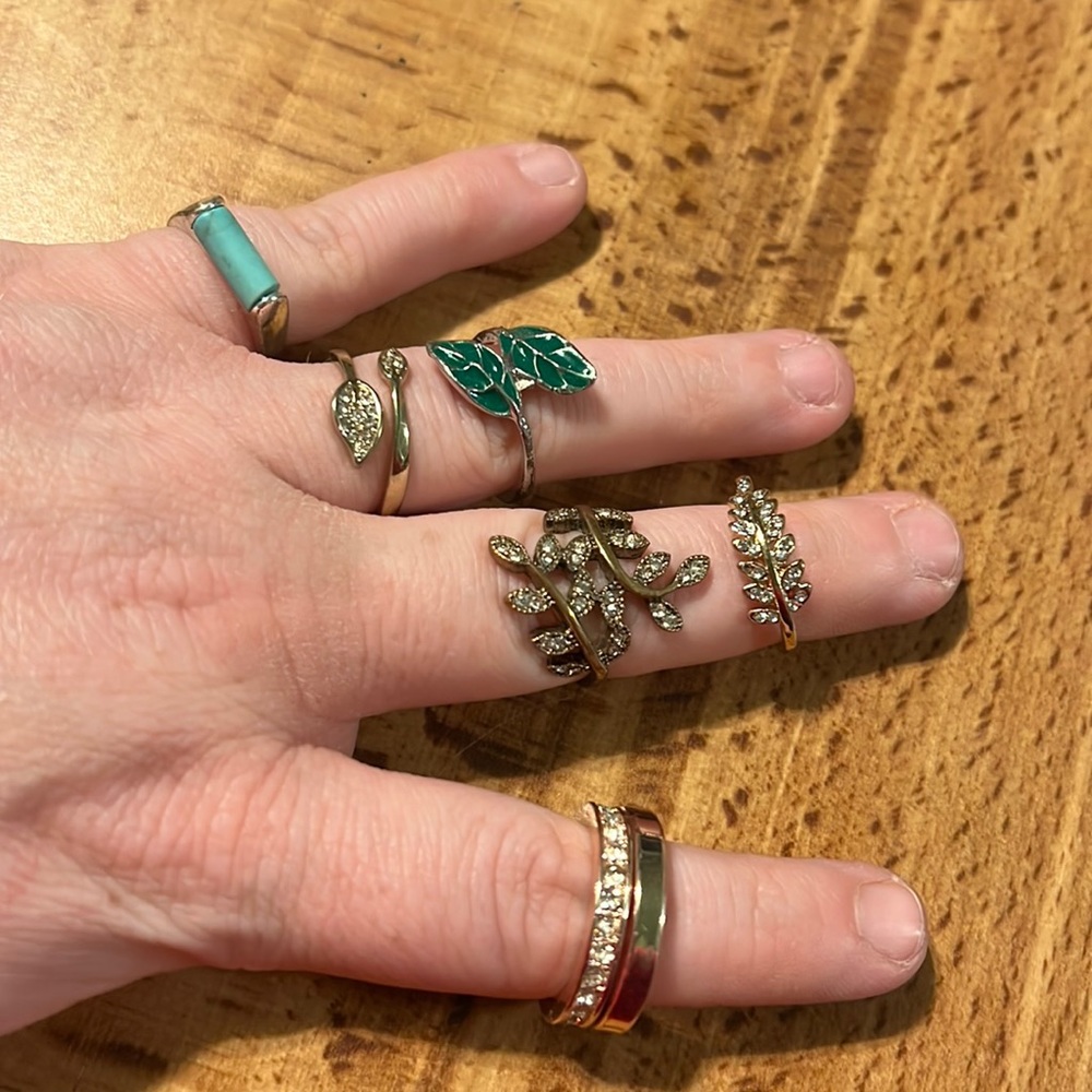 Bundle Of 7 Assorted Rings Approx. Size 6 - image 1